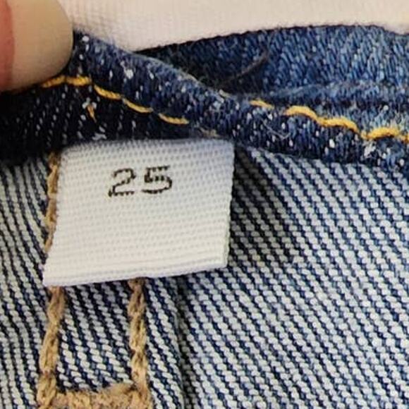 Frame Le Crop Mini Boot Slit Rivet Clean Jean in Morongo - Picture 7 of 10